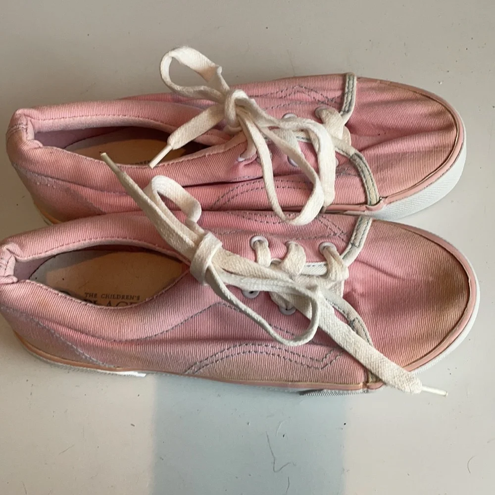 Vintage 1990’s The children’s Place pink sneakers athletic shoes size 3 big girl